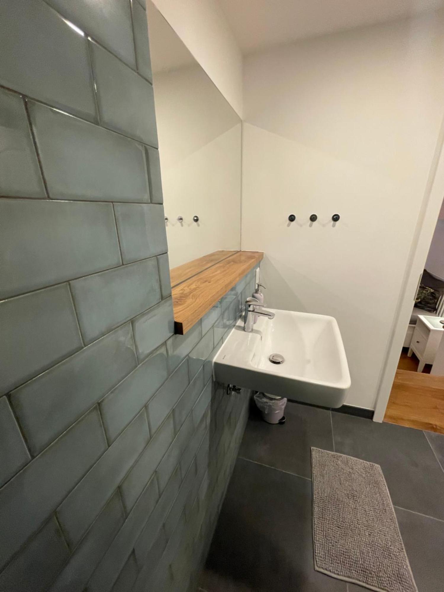 Boutique Hotel Pension Luisengruen Kueche 1Gbs Wlan Netflix Disney Magentatv Chemnitz Exteriör bild