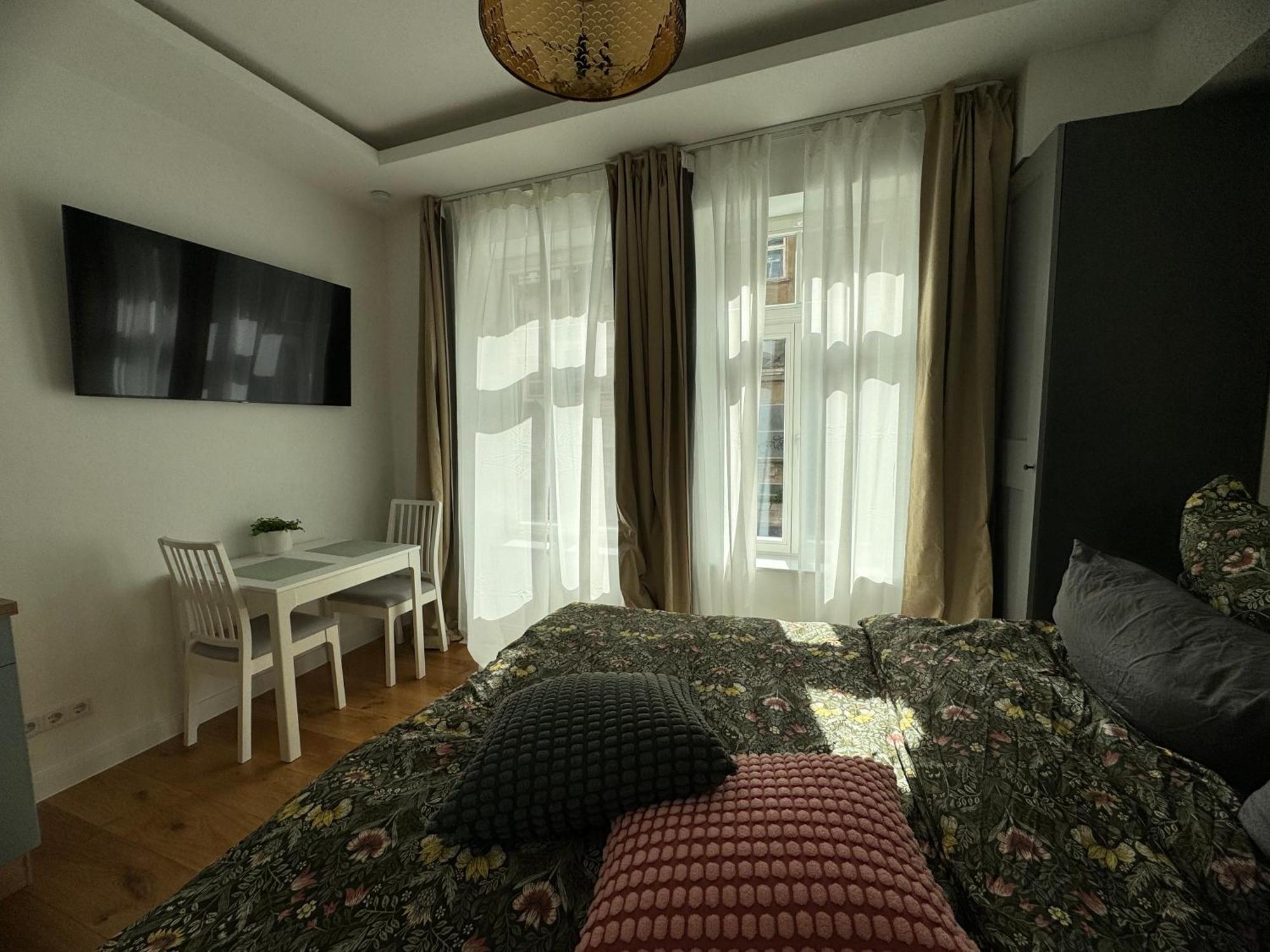 Boutique Hotel Pension Luisengruen Kueche 1Gbs Wlan Netflix Disney Magentatv Chemnitz Exteriör bild